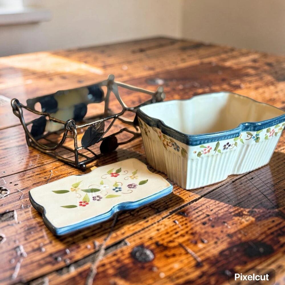 Temp-tations by Tara 3 Piece Loaf Pan Set with Metal Basket & Lid